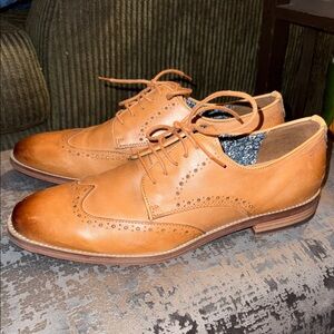 Johnston & Murphy Men’s 10.5 Tan Leather Oxfords